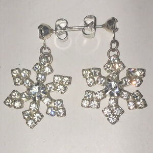 Vintage Silver Tone Sparkling Snowflake Earrings